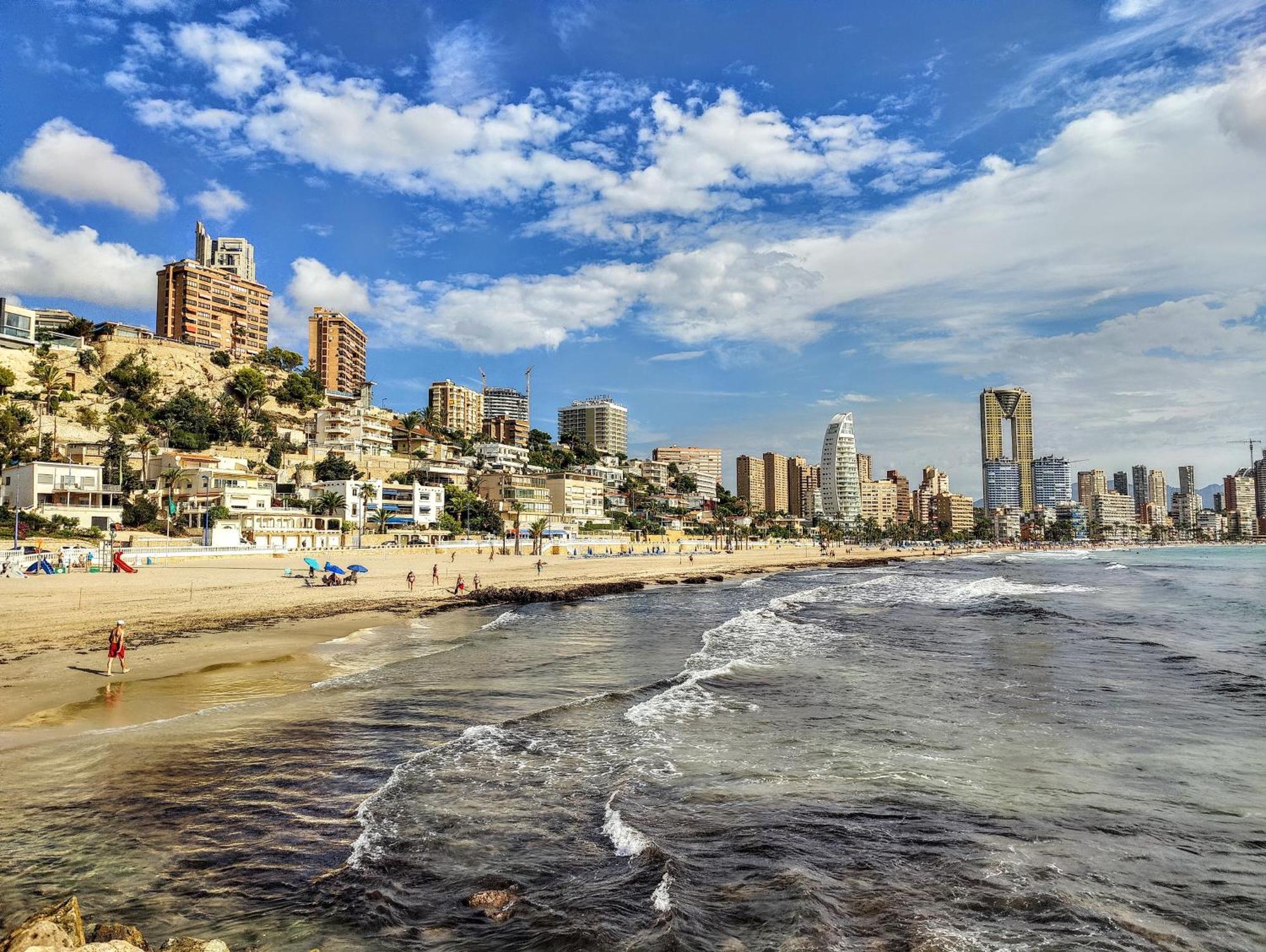 Coblanca Blue Sky Apartment Benidorm Bagian luar foto