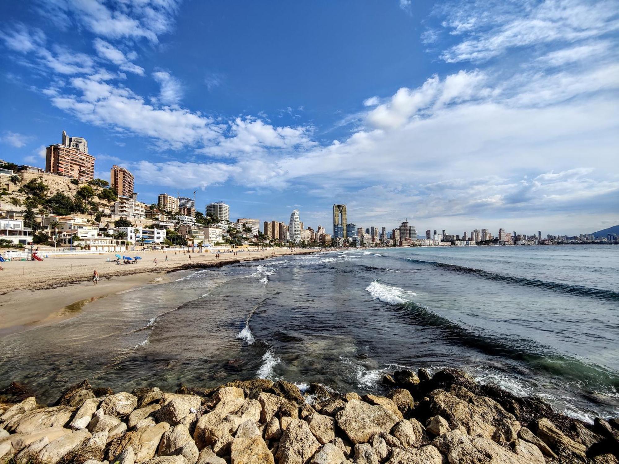 Coblanca Blue Sky Apartment Benidorm Bagian luar foto