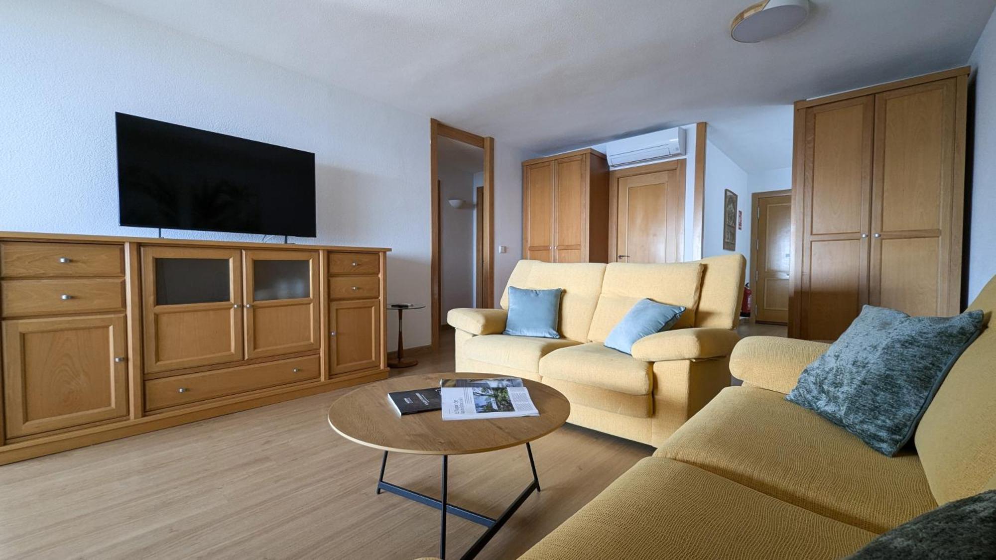 Coblanca Blue Sky Apartment Benidorm Bagian luar foto