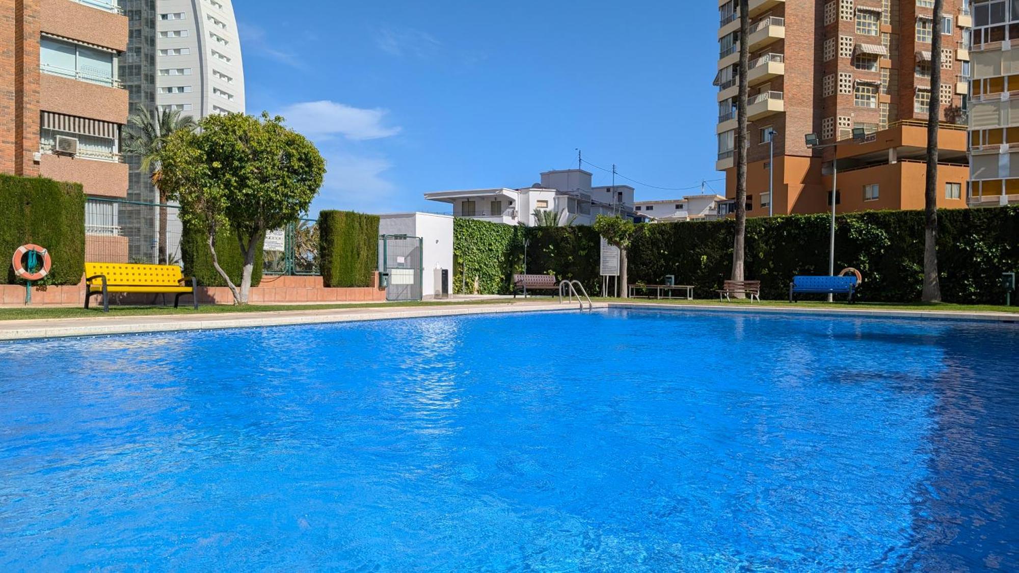 Coblanca Blue Sky Apartment Benidorm Bagian luar foto